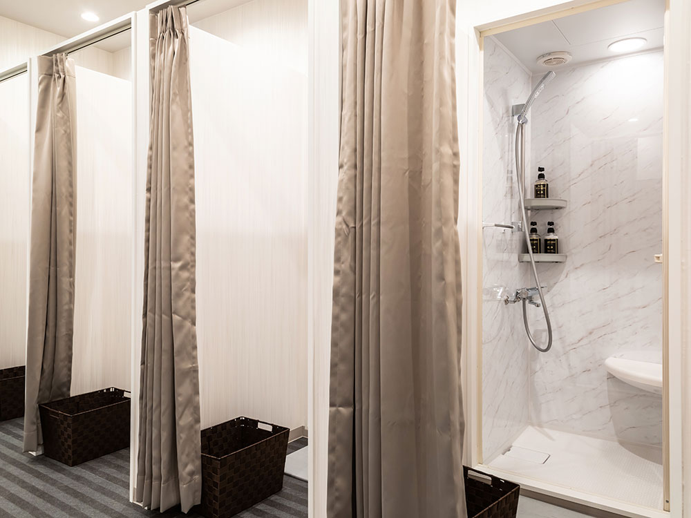 ライザップウーマン銀座店のシャワールーム