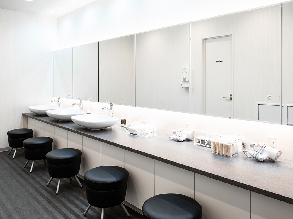 ライザップウーマン銀座店のパウダールーム